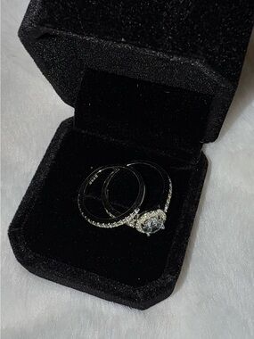 925 Sterling Silver 1.5CT Oval Cubic Zirconia Halo Bridal Ring Set Size 6